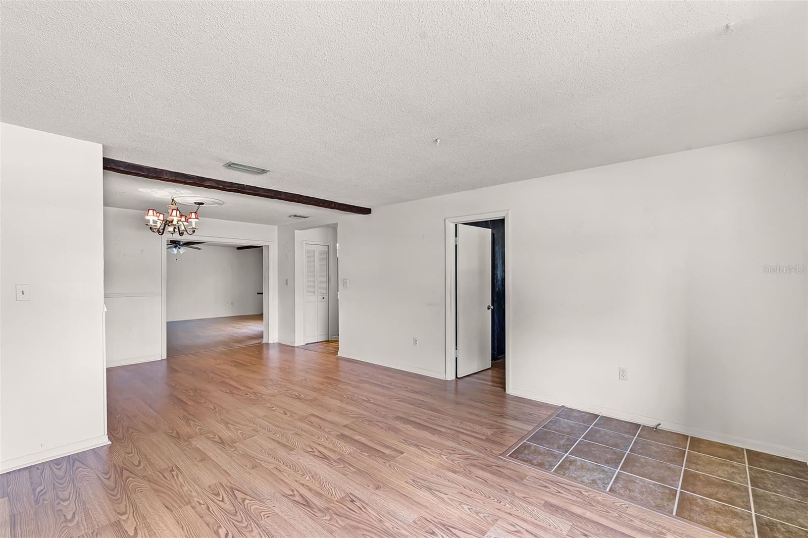 BRENTWOOD HEIGHTS - Residential