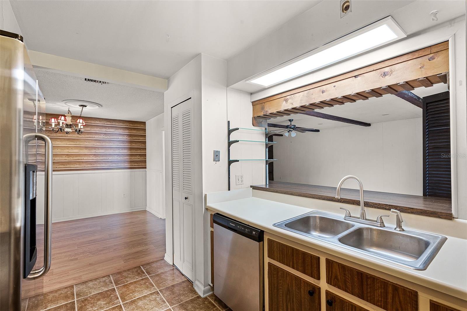 BRENTWOOD HEIGHTS - Residential