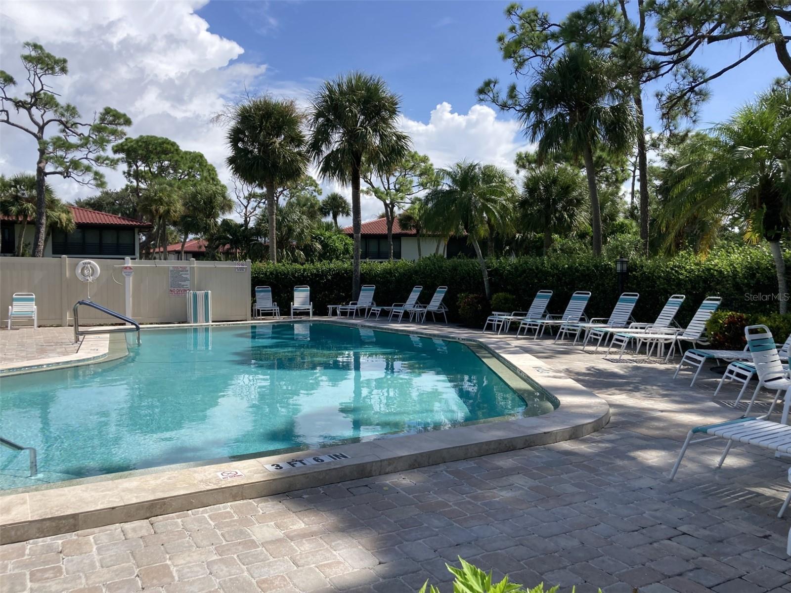 VALENCIA GARDEN II - Residential