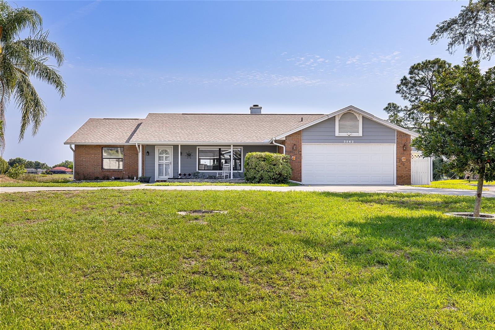 2562 SHEFFIELD DRIVE