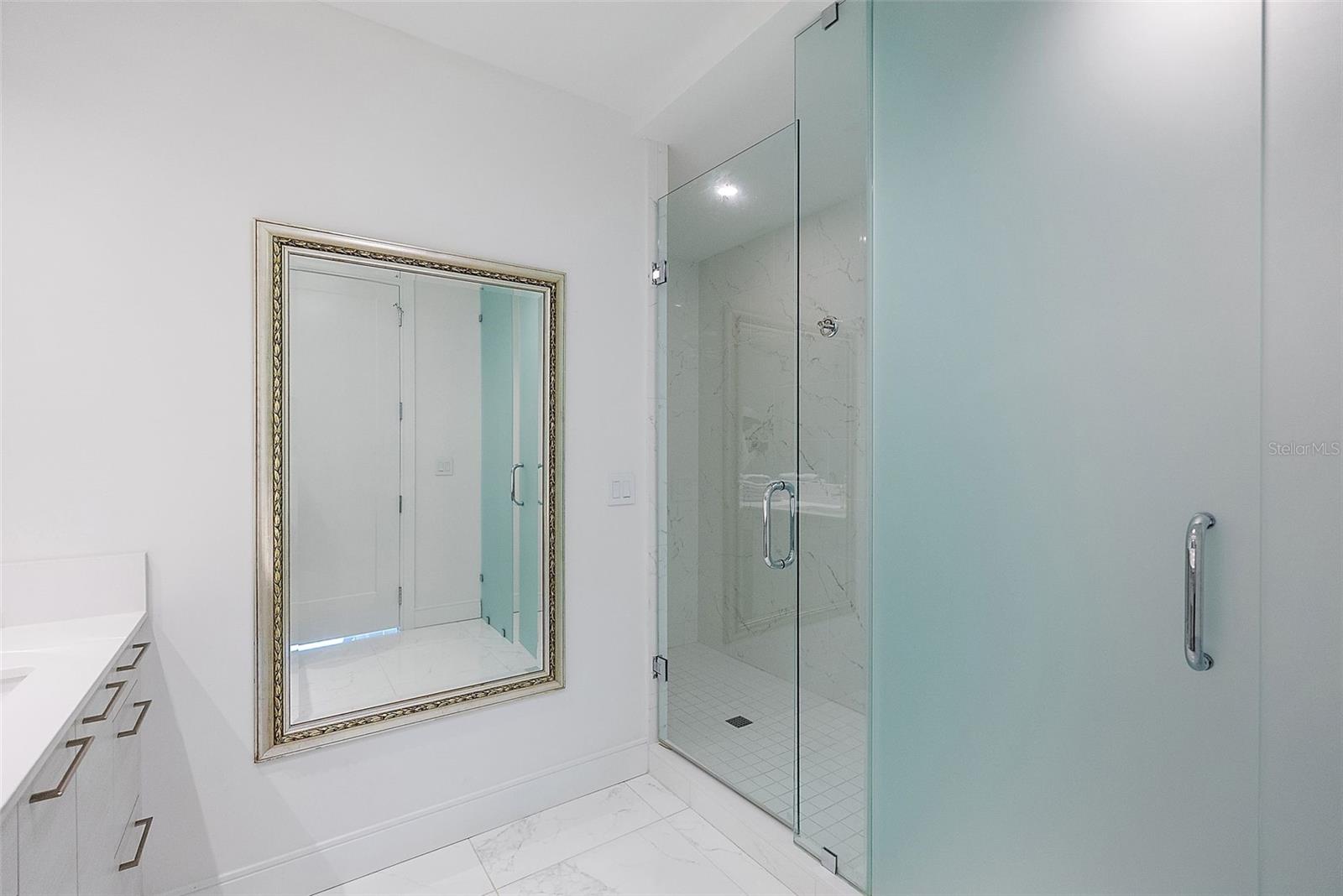 ONE ST. PETERSBURG - Residential