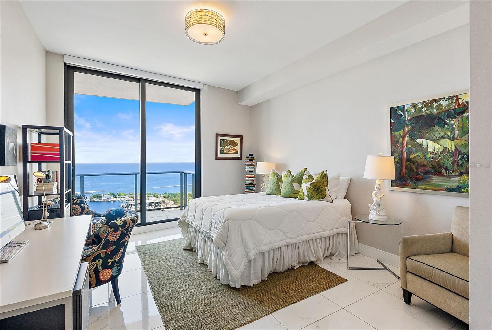 ONE ST. PETERSBURG - Residential