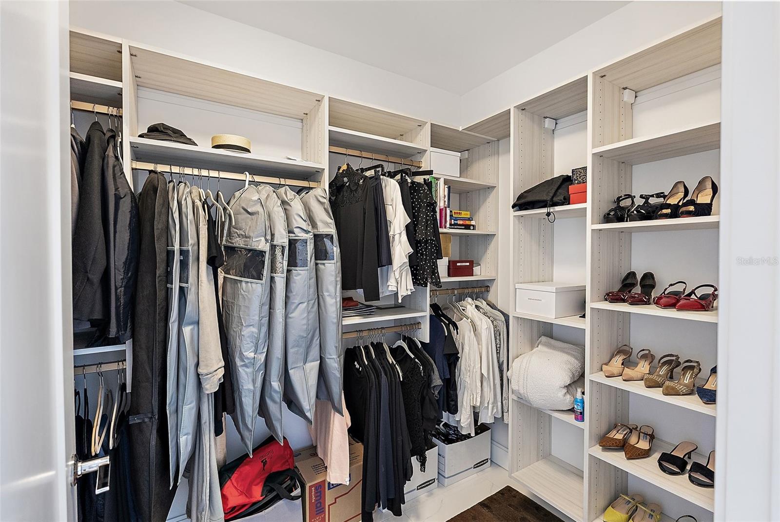 ONE ST. PETERSBURG - Residential