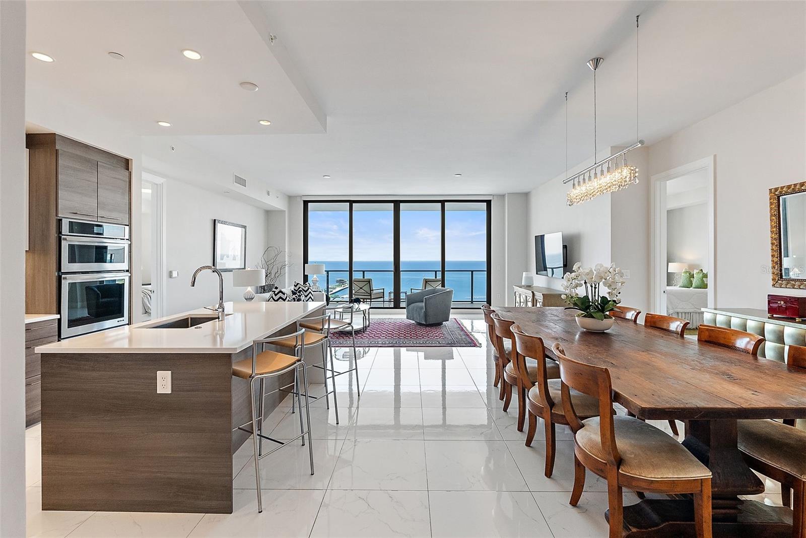 ONE ST. PETERSBURG - Residential