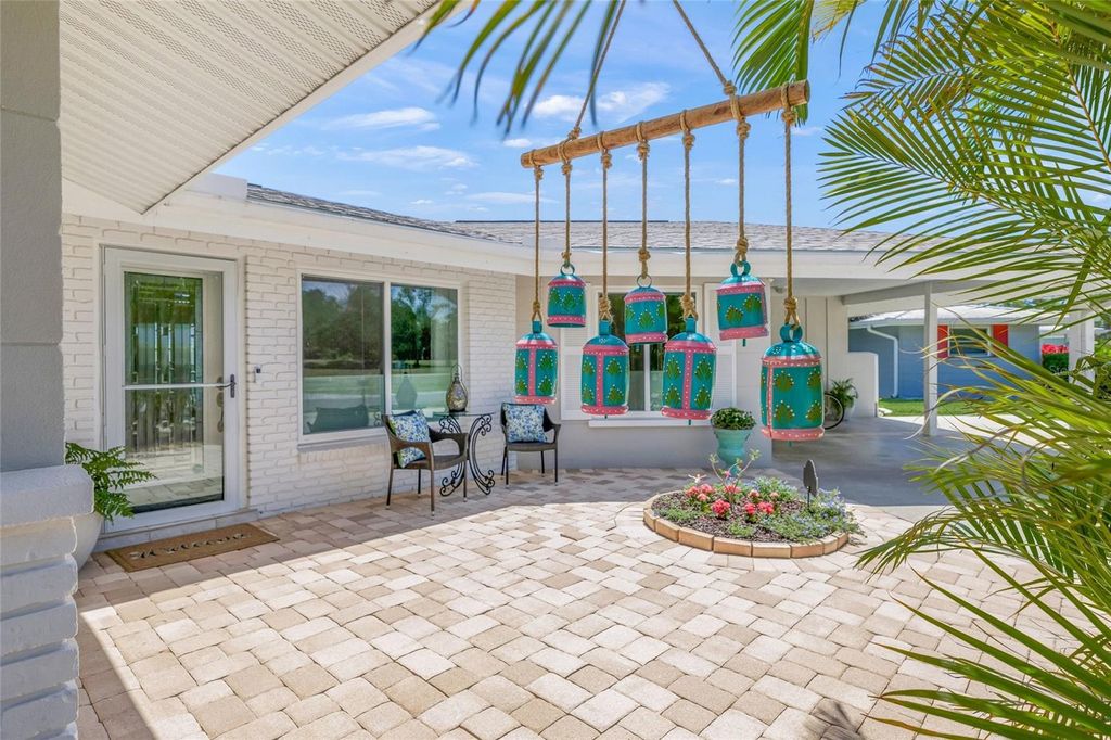 Photo of 6727 Anchor Way, Sarasota, FL 34231 (MLS # A4692216)