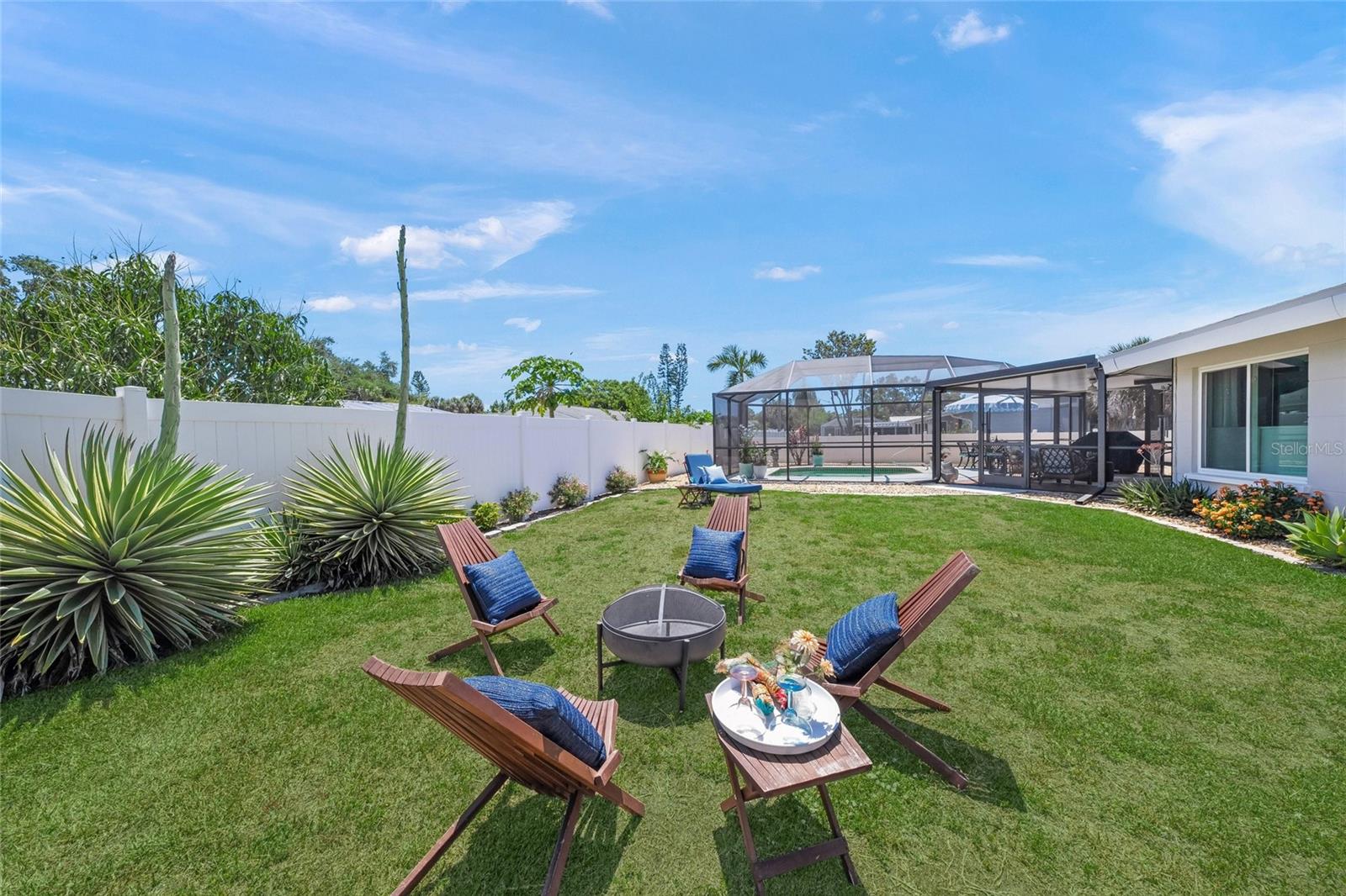 GULF GATE - Residential