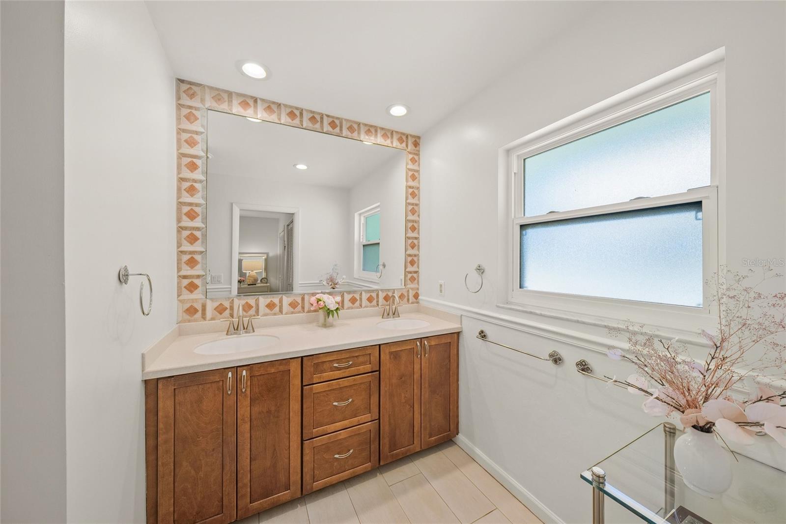GULF GATE - Residential