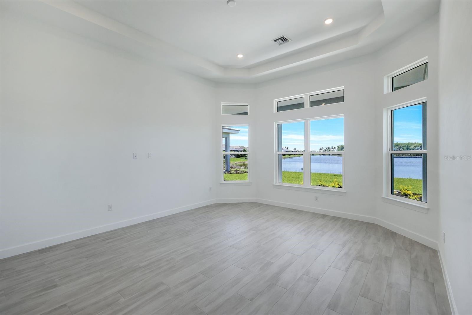 291675 - ESPLANADE BY THE ISL PH2 - Residential