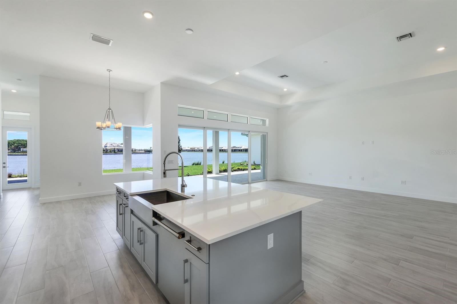 291675 - ESPLANADE BY THE ISL PH2 - Residential