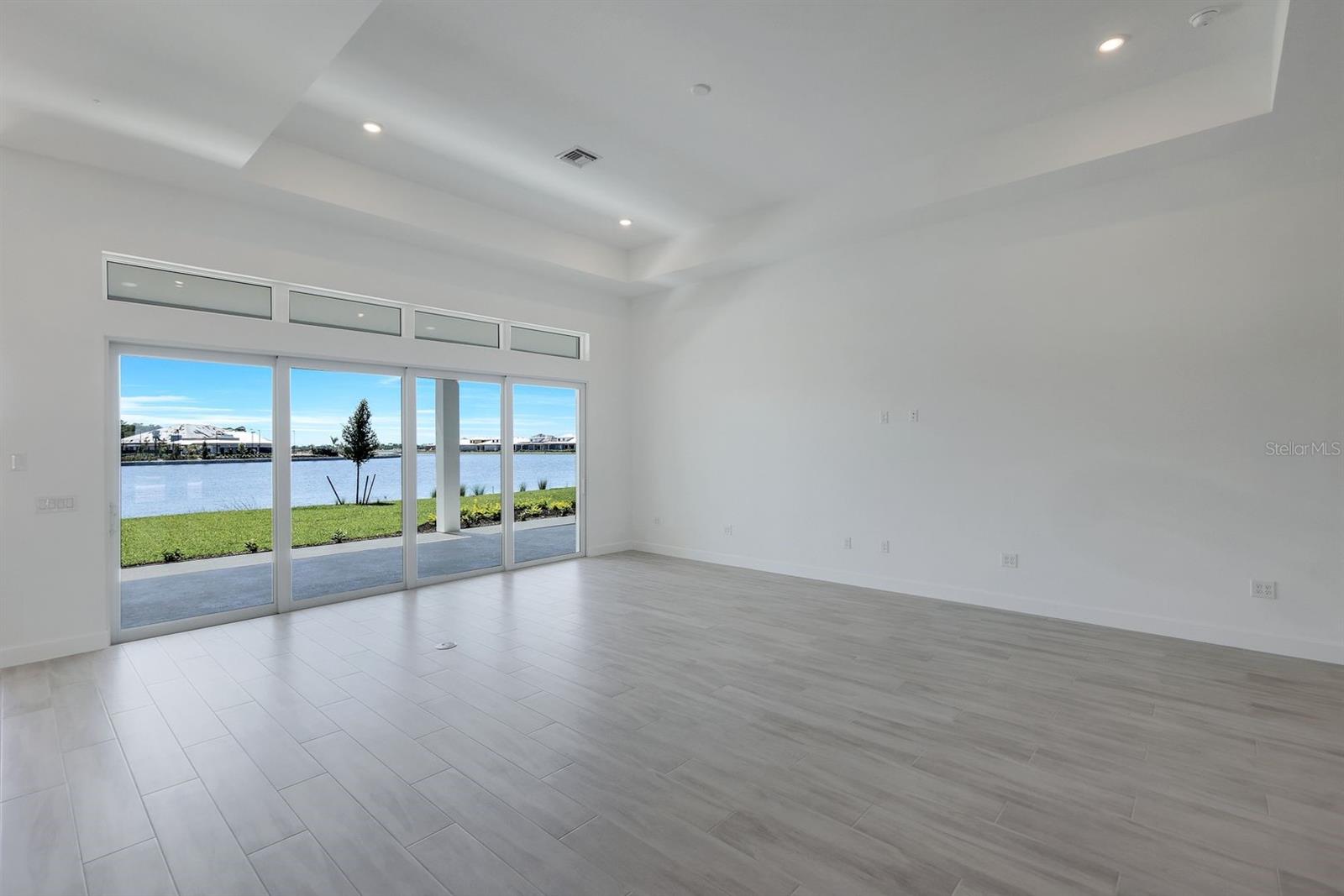 291675 - ESPLANADE BY THE ISL PH2 - Residential