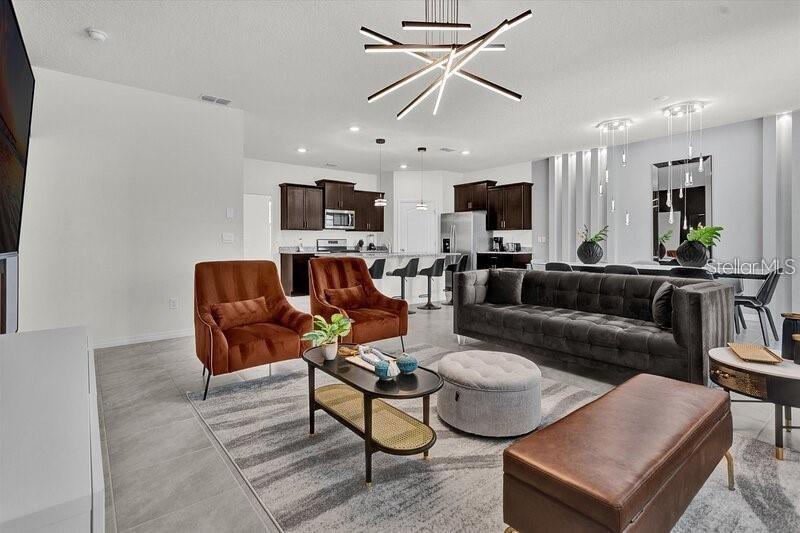 7622 OAKMOSS LOOP