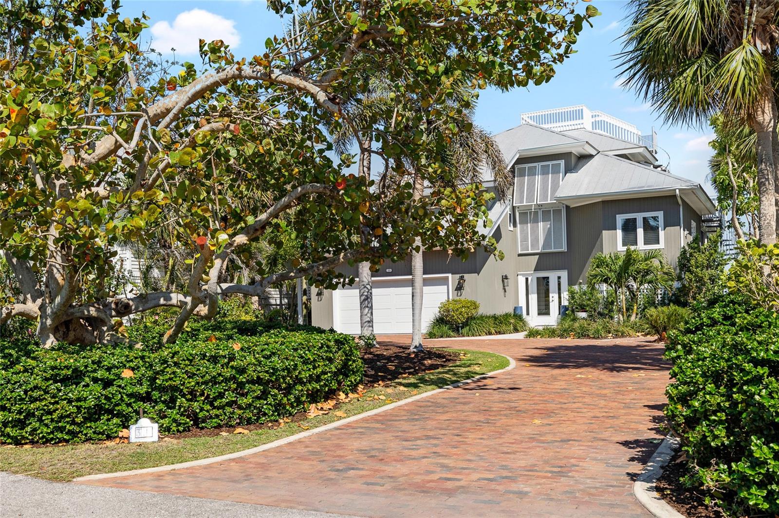 319 PILOT PT LANE