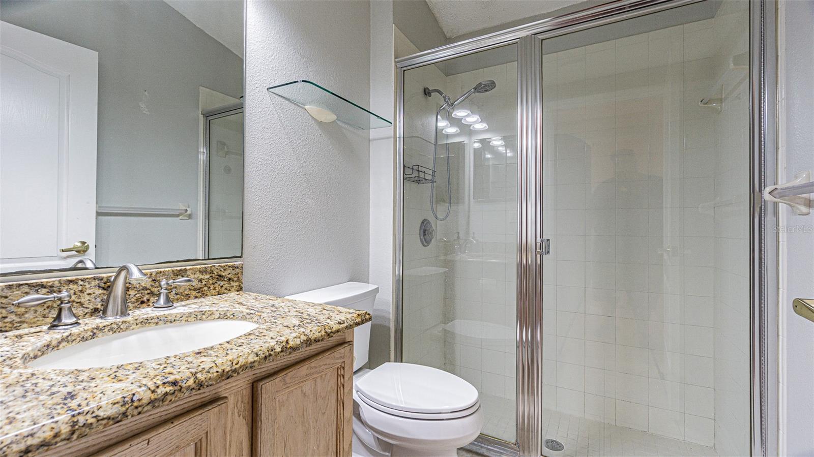 KEY VISTA PH 01 - Residential