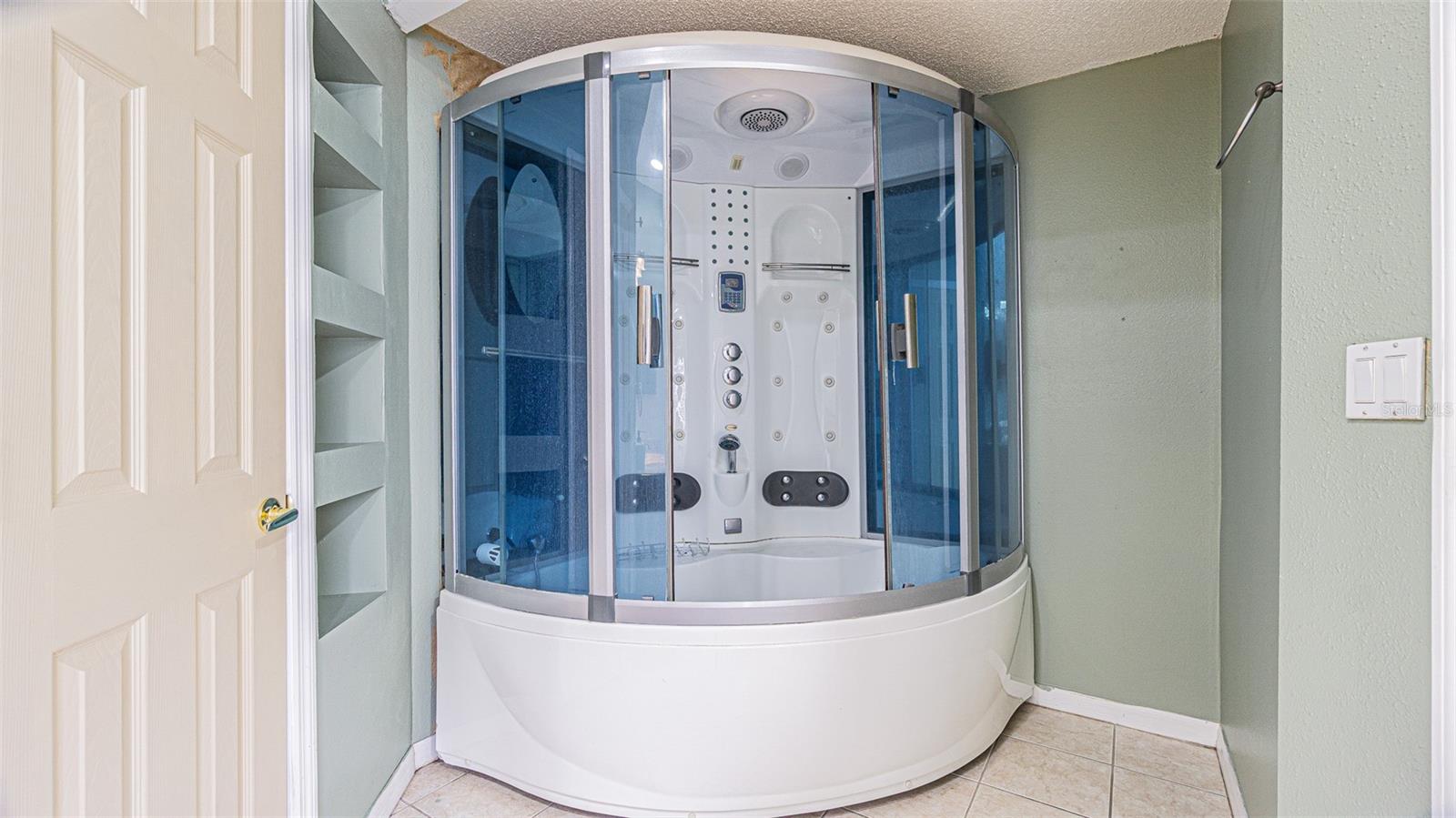 KEY VISTA PH 01 - Residential