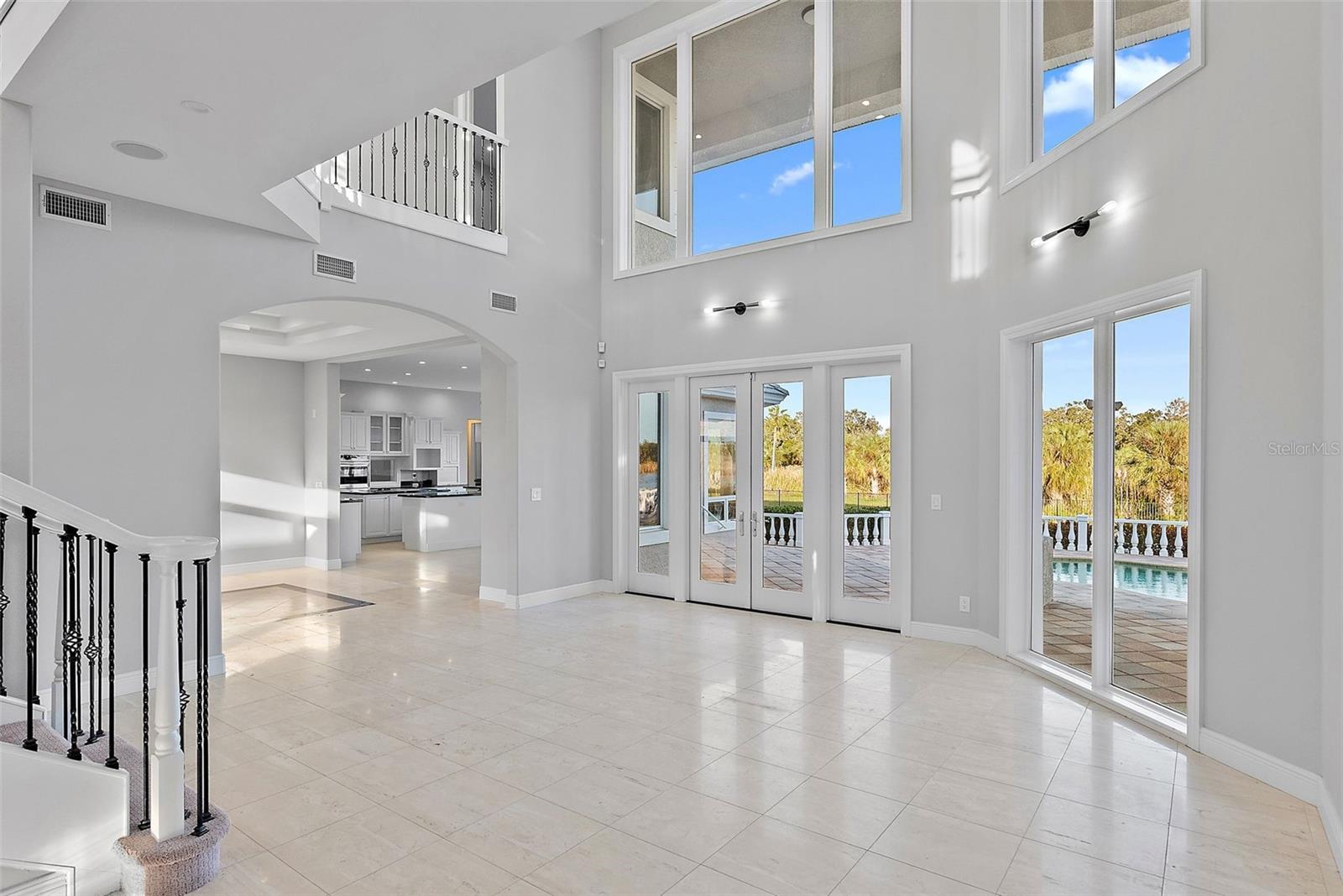 TIERRA VERDE - Residential