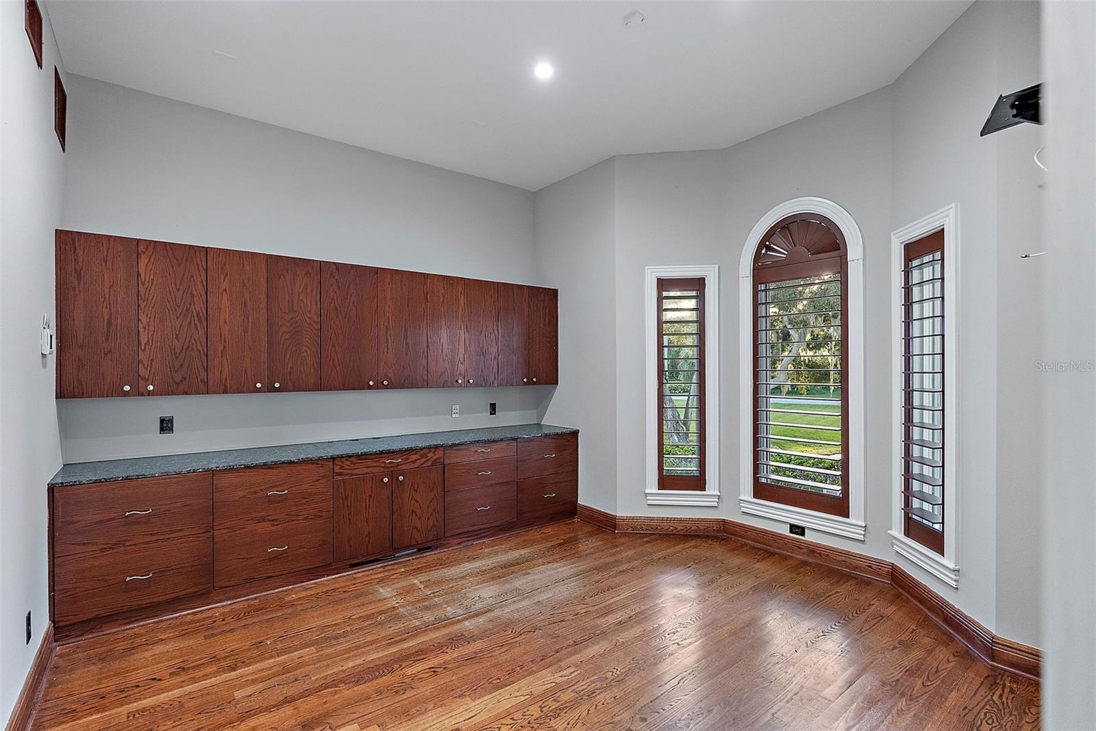 TIERRA VERDE - Residential