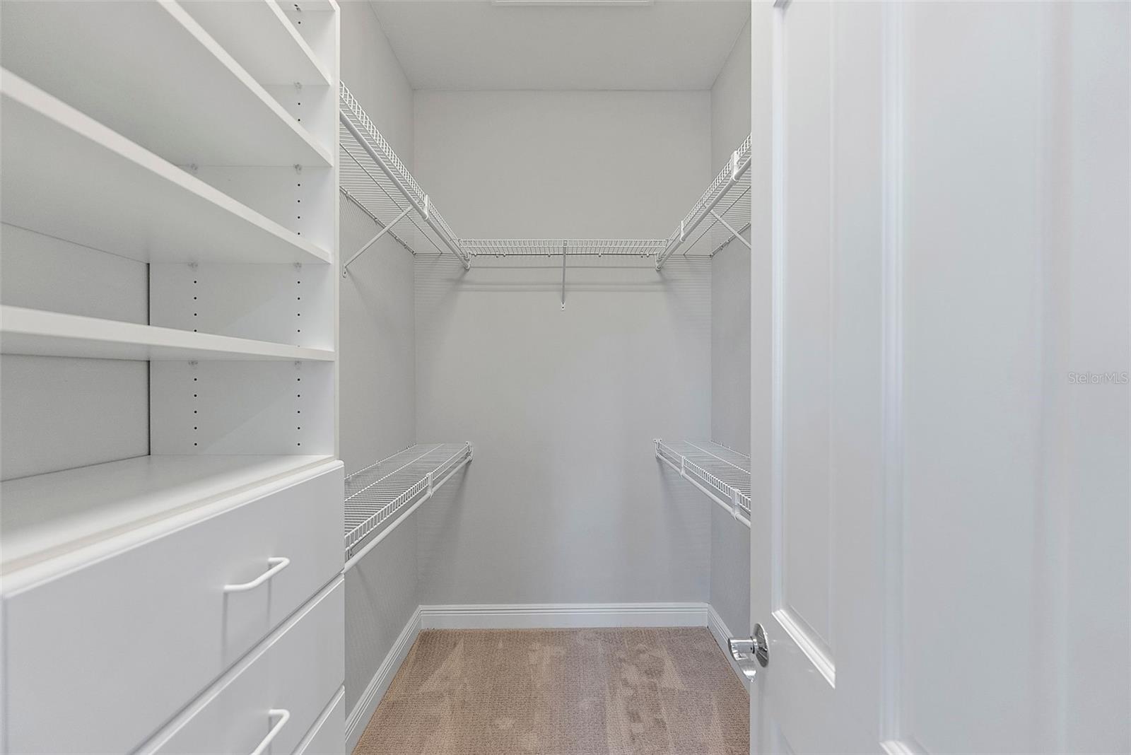 TIERRA VERDE - Residential