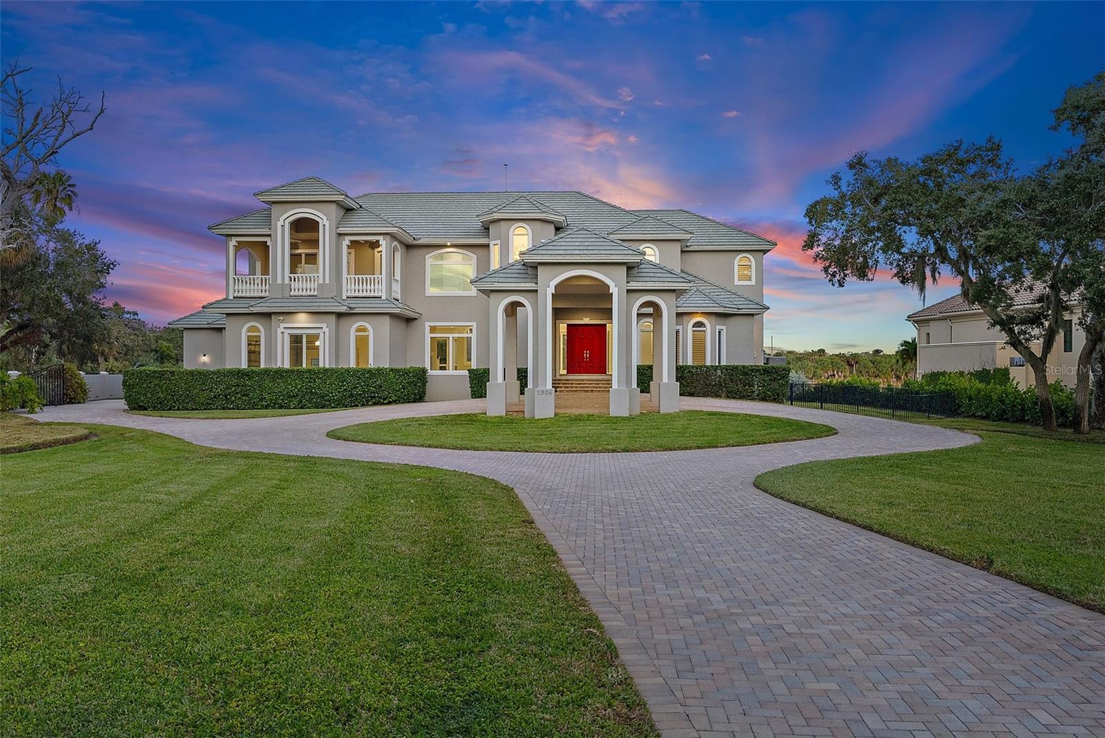 TIERRA VERDE - Residential