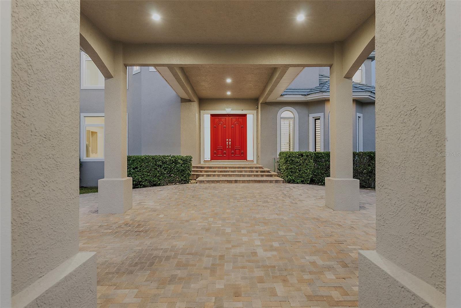 TIERRA VERDE - Residential