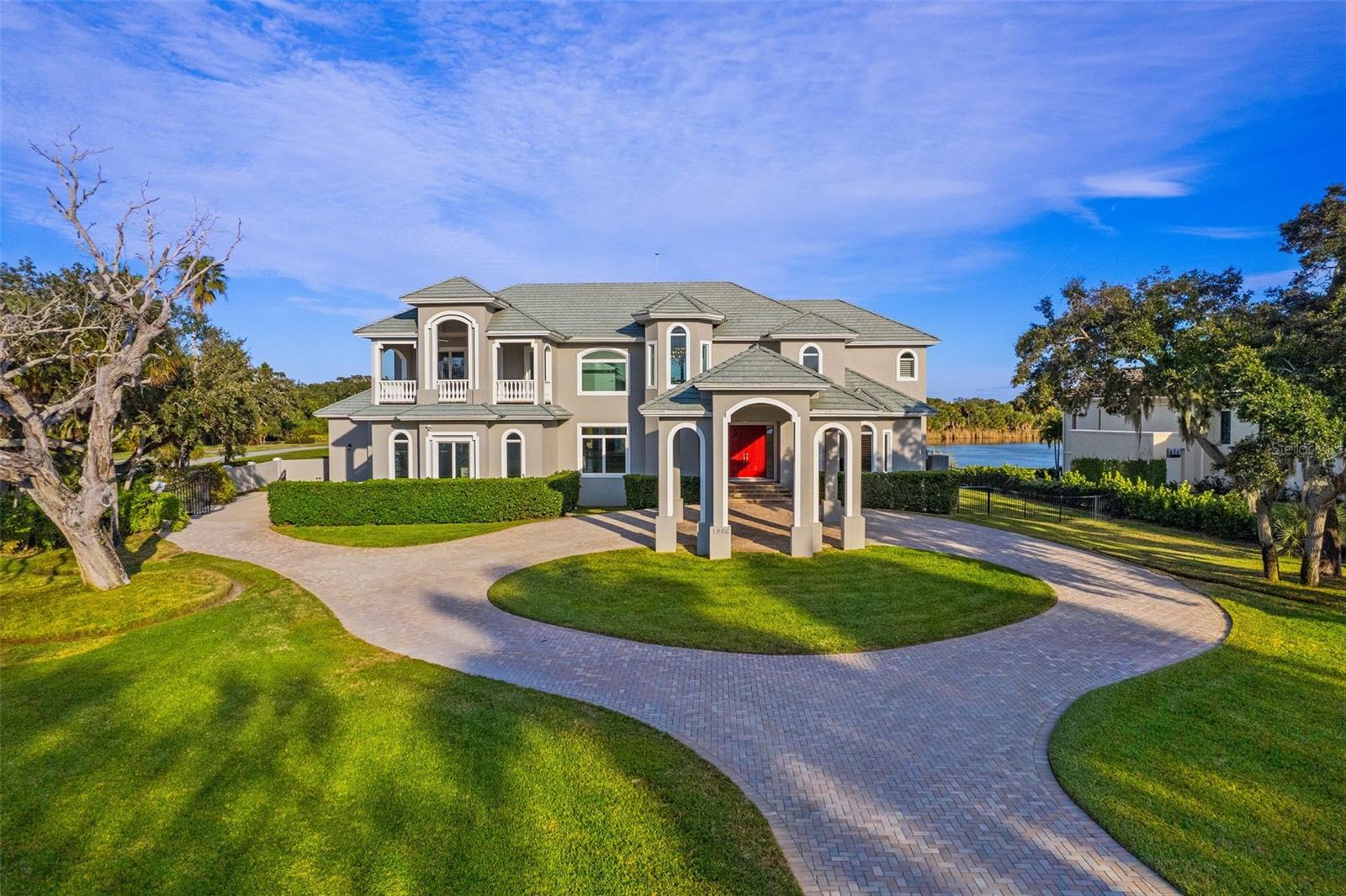 TIERRA VERDE - Residential