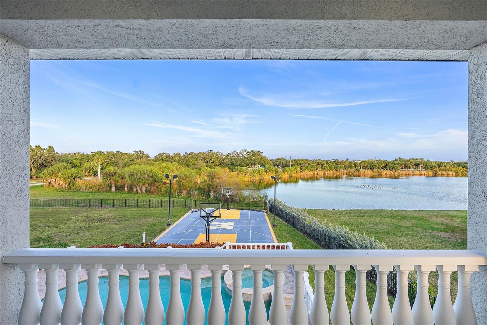 TIERRA VERDE - Residential