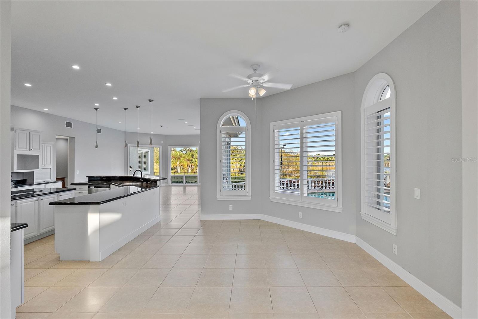 TIERRA VERDE - Residential