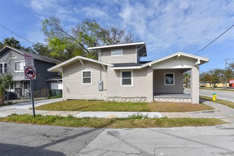 A home in DAYTONA BEACH