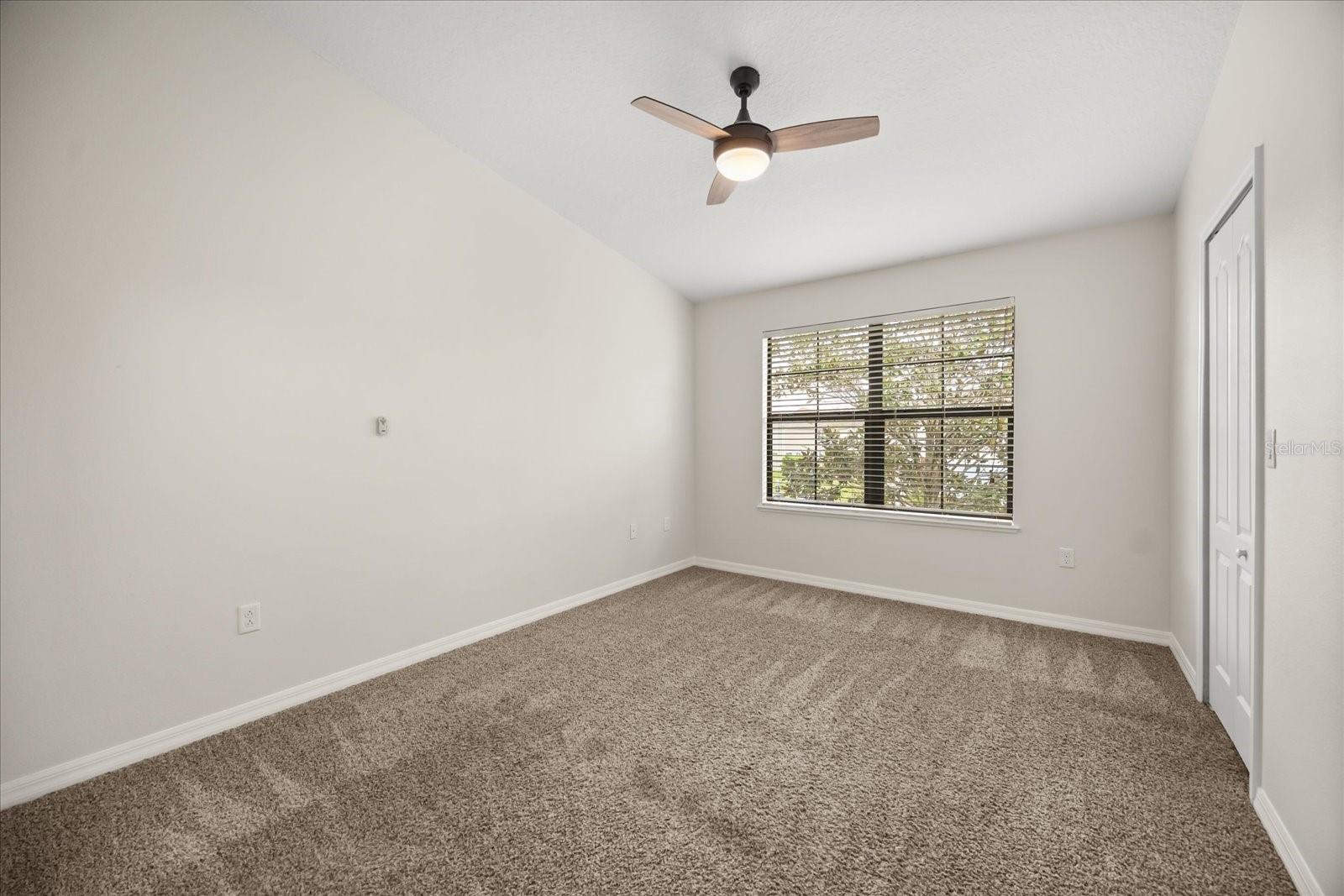 WINDSOR LAKE TWNHMS EAST - Residential