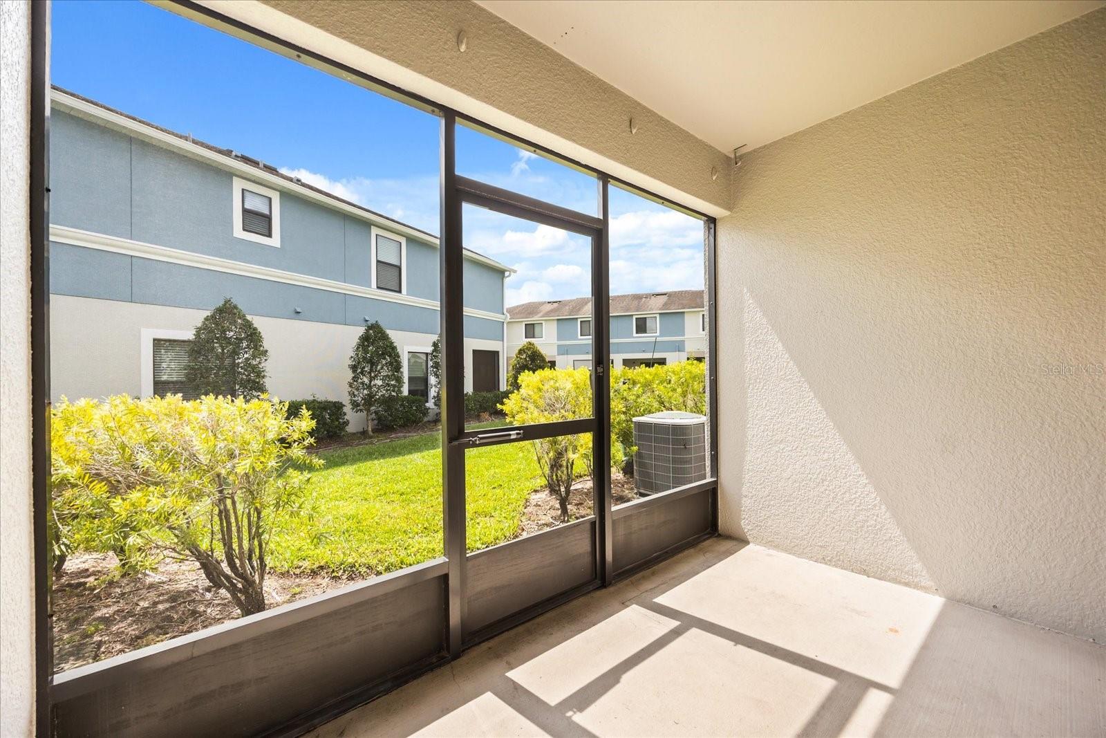 WINDSOR LAKE TWNHMS EAST - Residential