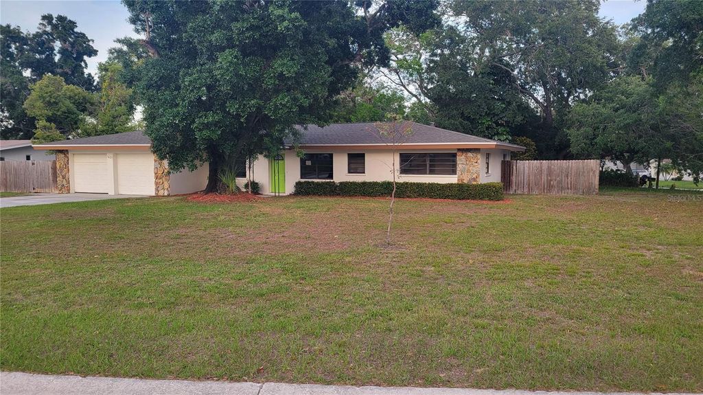 Photo of 1625 Bravo Drive, Clearwater, FL 33764 (MLS # TB8499130)