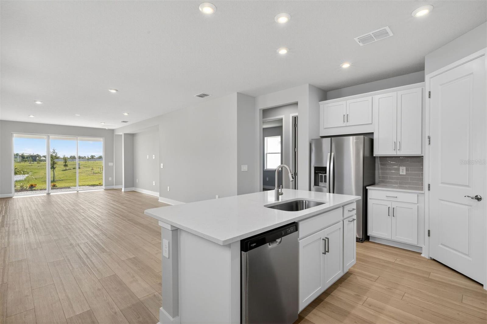 SUNSTONE AT WELLEN PARK - Residential