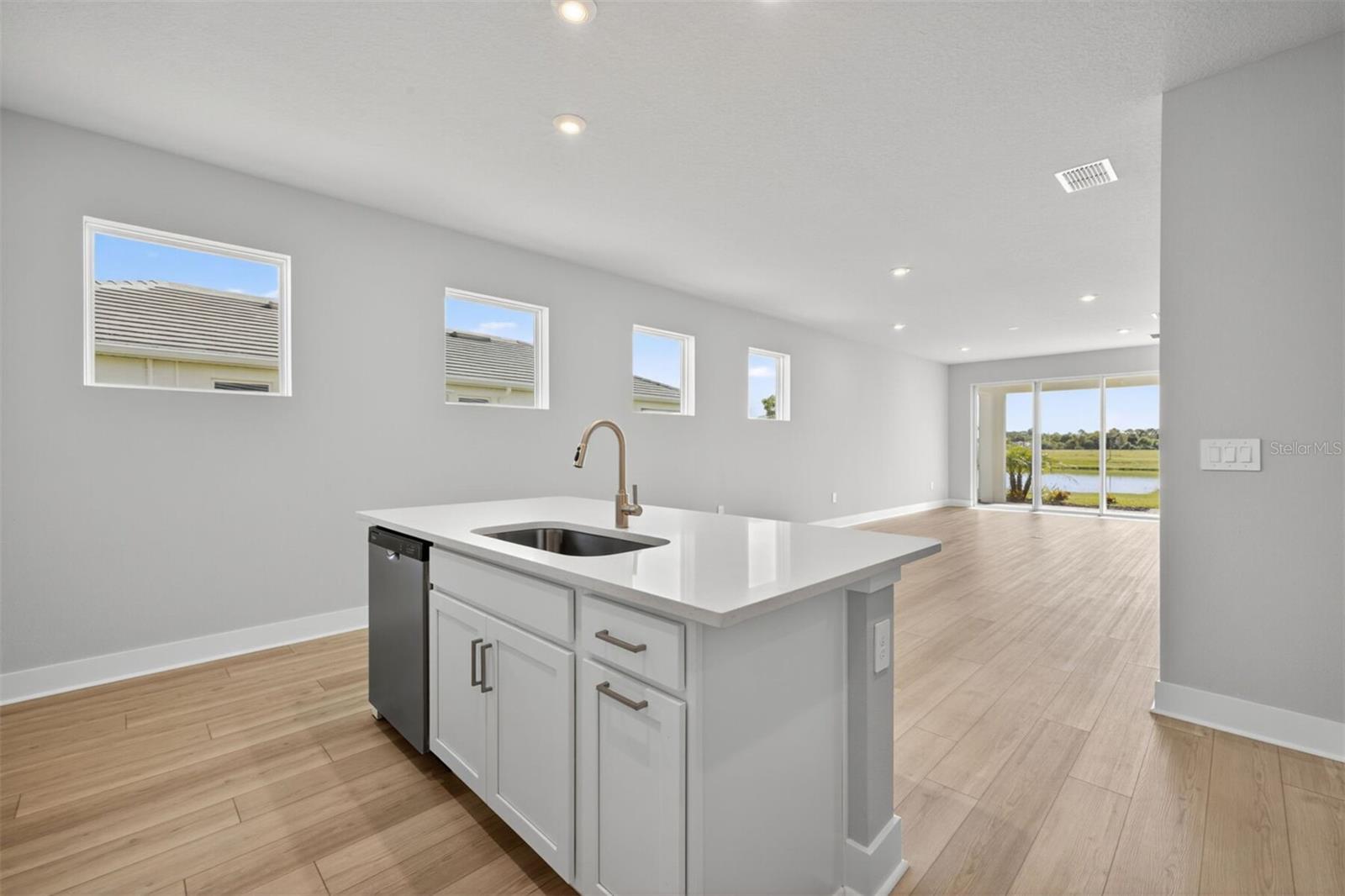 SUNSTONE AT WELLEN PARK - Residential