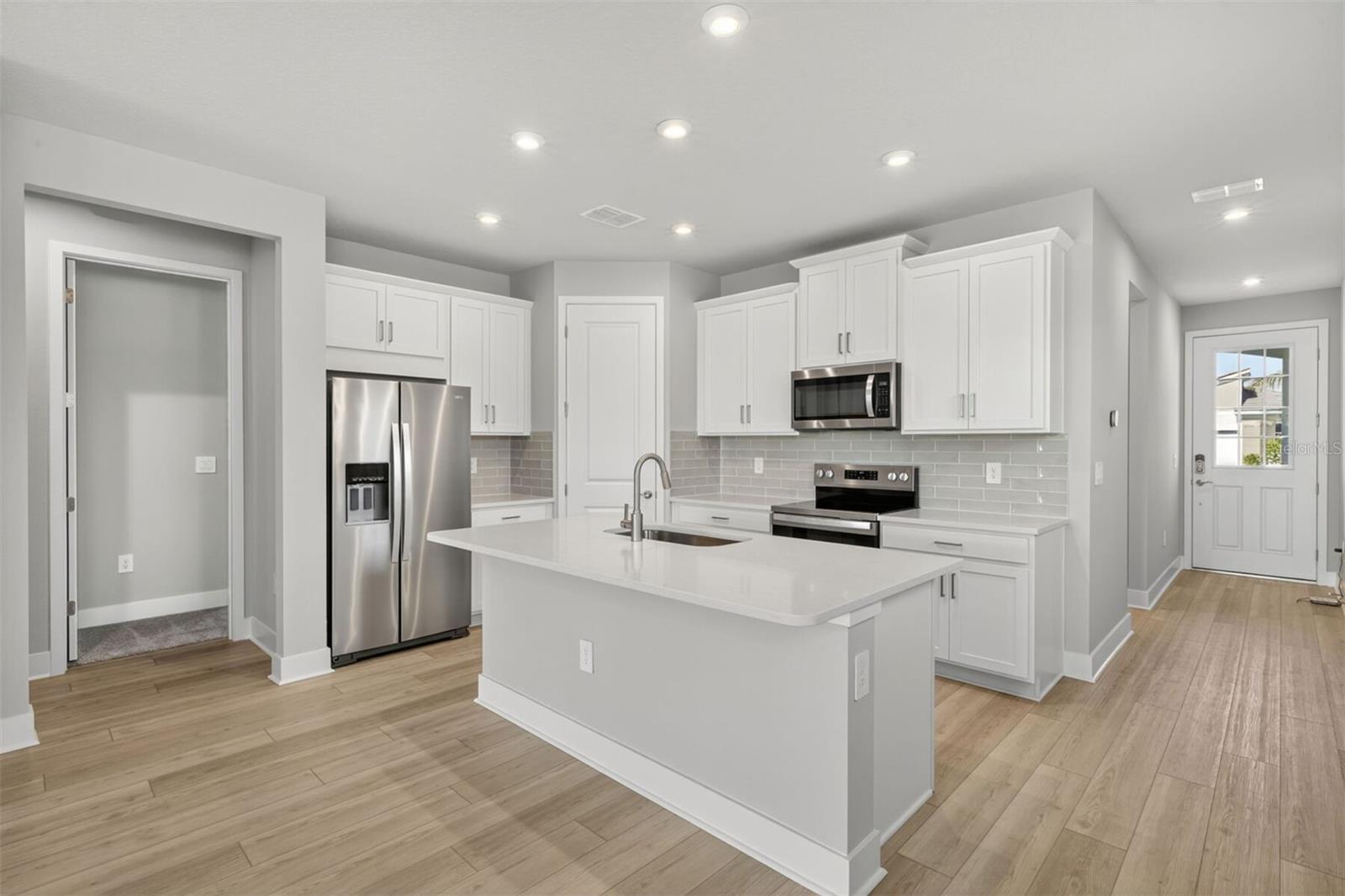 SUNSTONE AT WELLEN PARK - Residential