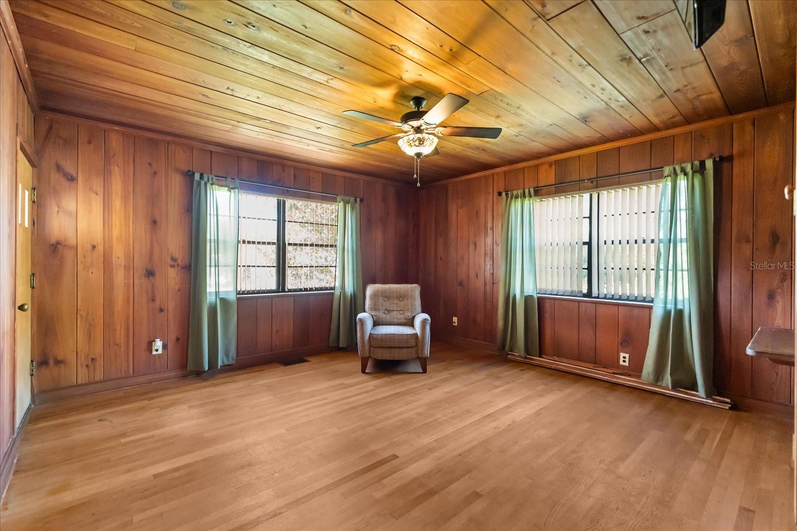 WINTER GARDEN SHORES REP - Residential