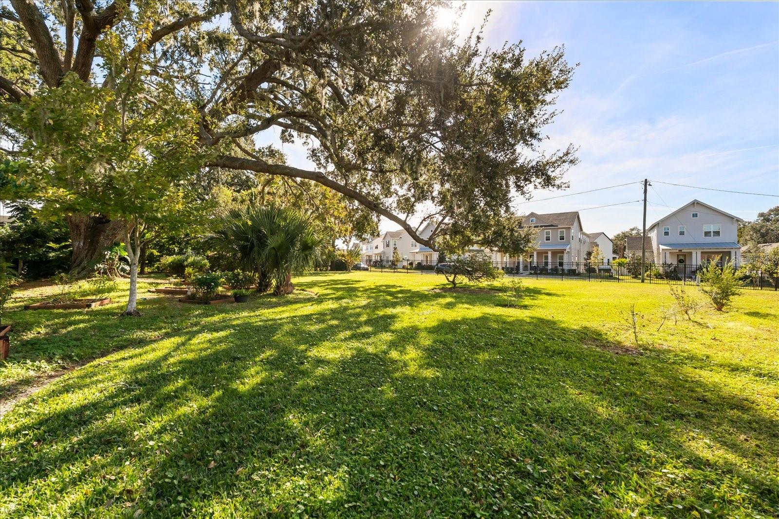 WINTER GARDEN SHORES REP - Residential