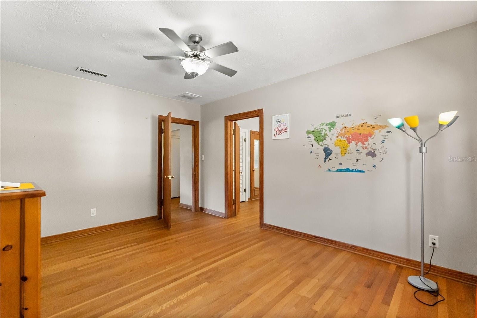 WINTER GARDEN SHORES REP - Residential