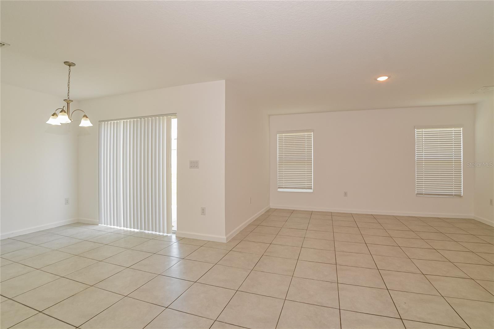 1417 LUCERNE LOOP ROAD NE