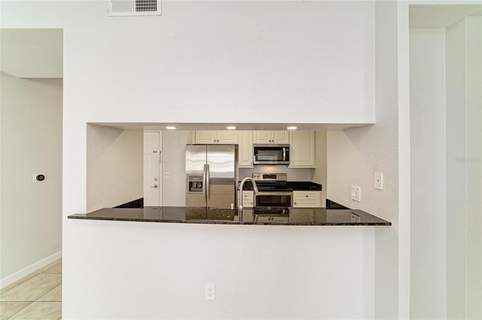 BROADWAY PROMENADE - Residential
