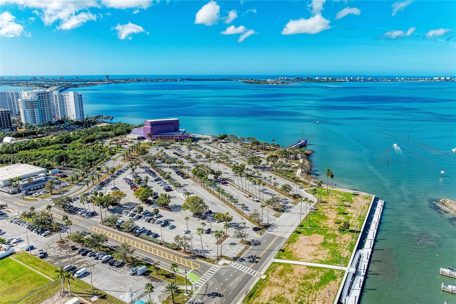 1064 N TAMIAMI TRAIL 1304