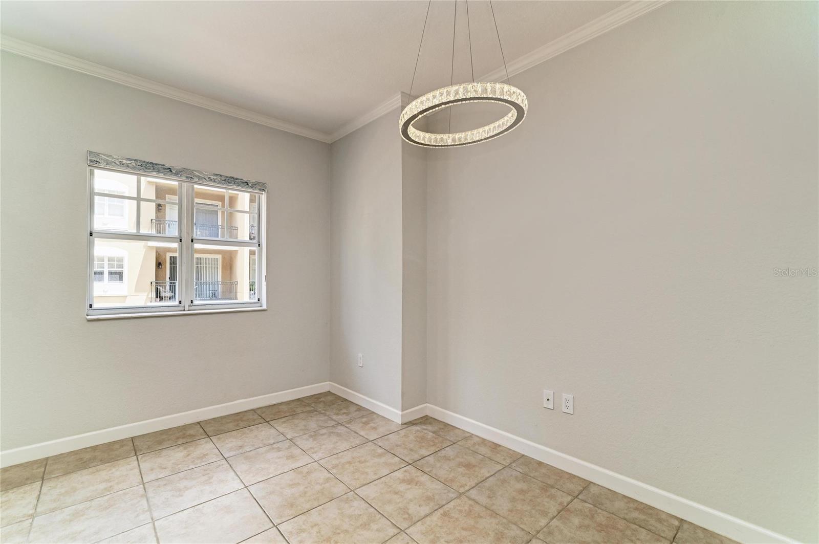 BROADWAY PROMENADE - Residential