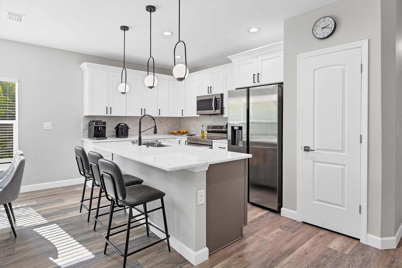 ROTONDA WEST PEBBLE BEACH - Residential Income