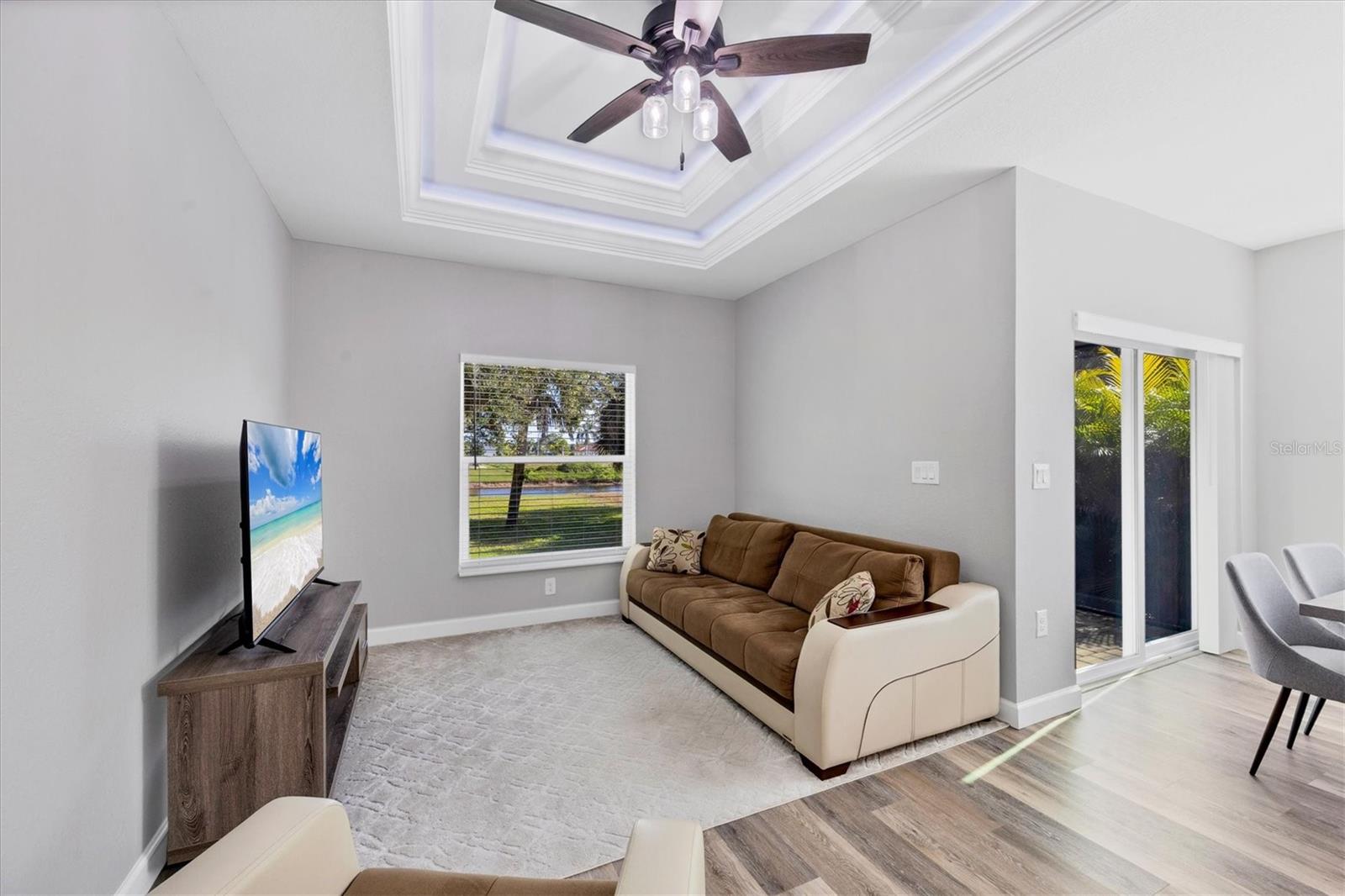 ROTONDA WEST PEBBLE BEACH - Residential Income