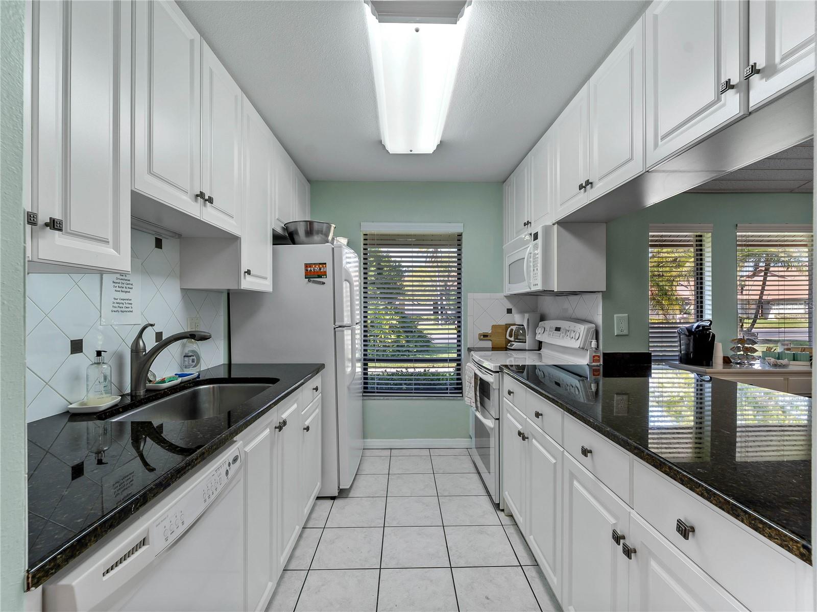 LAKESHORE VILLAGE SOUTH - Residential