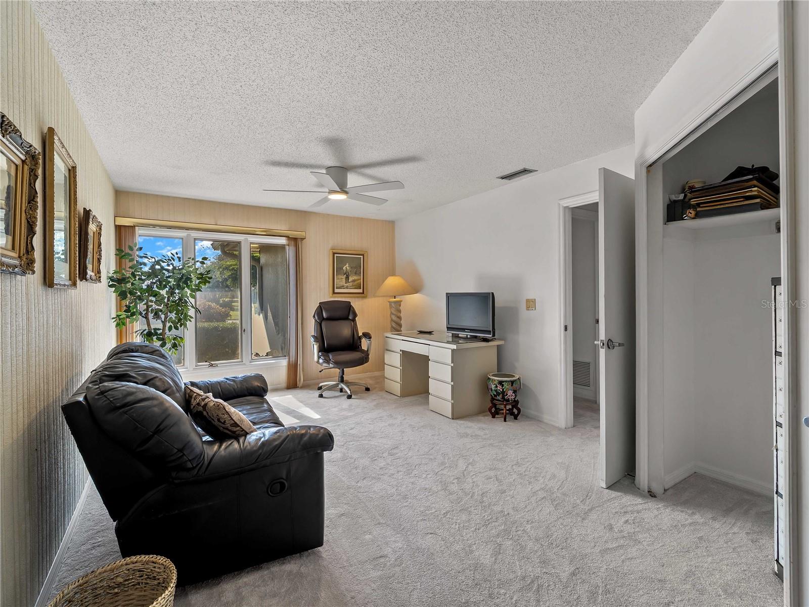 LAKESHORE VILLAGE SOUTH - Residential