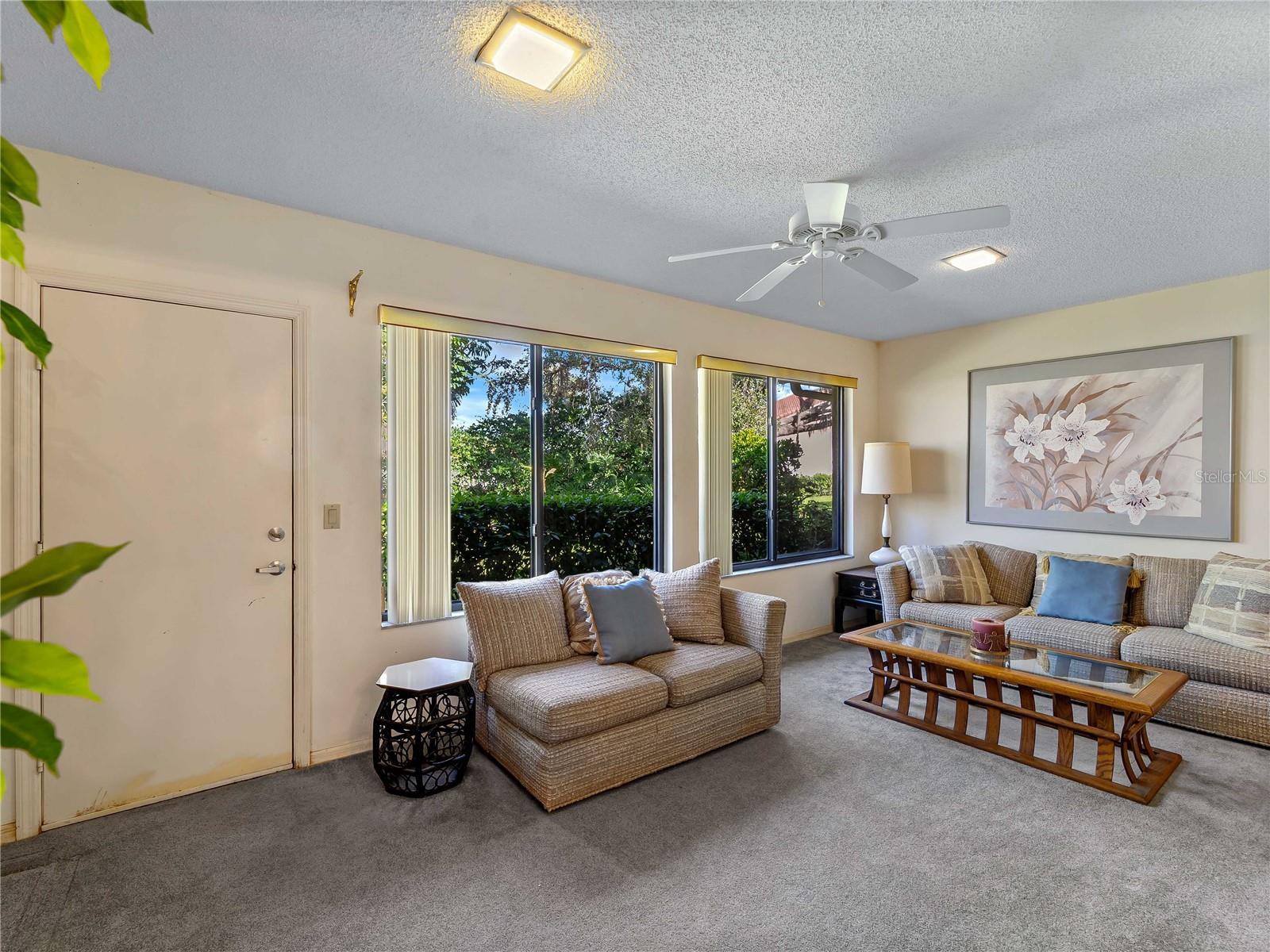 LAKESHORE VILLAGE SOUTH - Residential