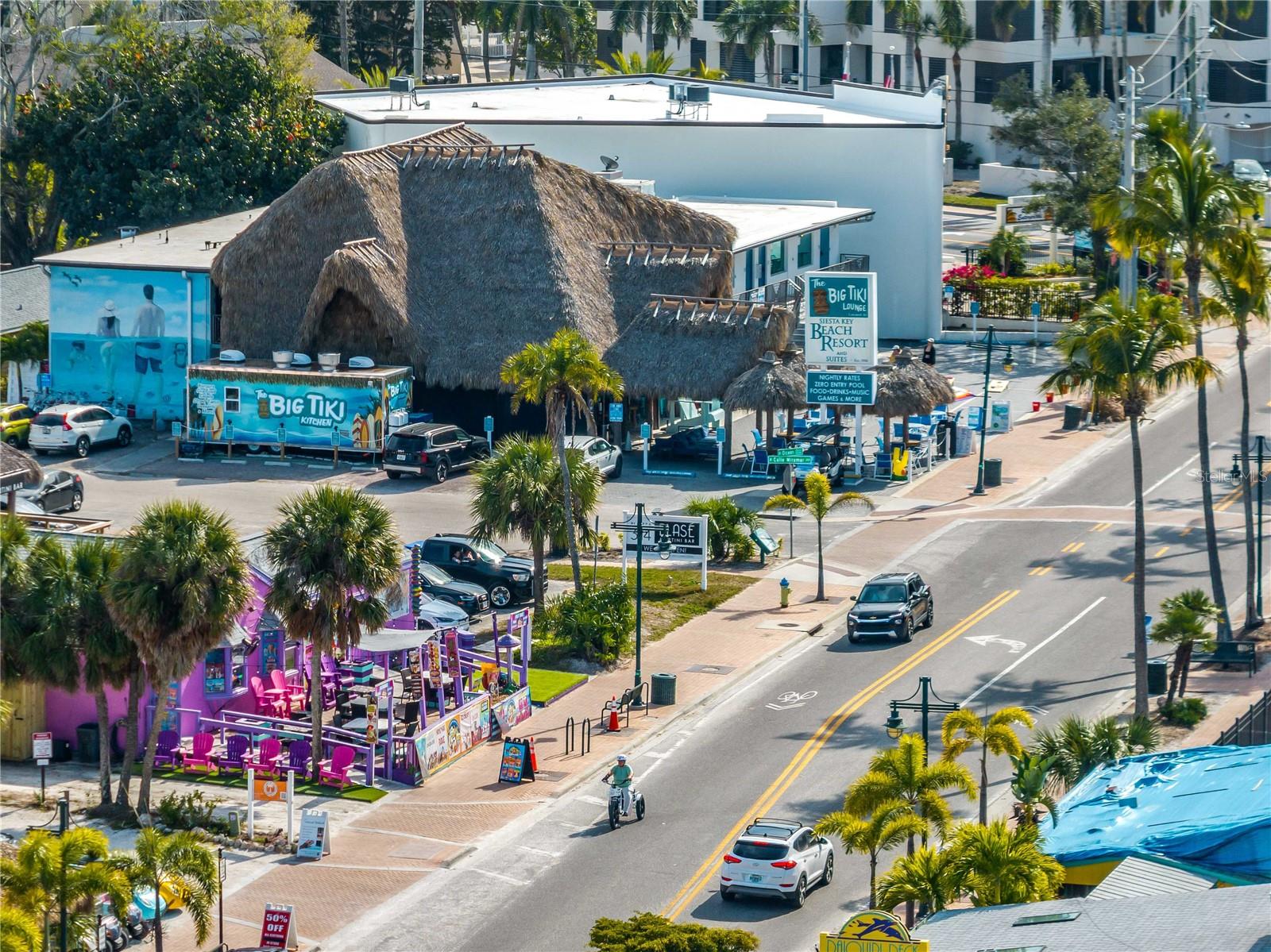 LAKESHORE VILLAGE SOUTH - Residential