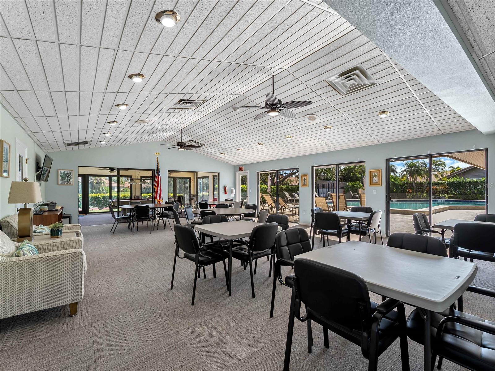 LAKESHORE VILLAGE SOUTH - Residential