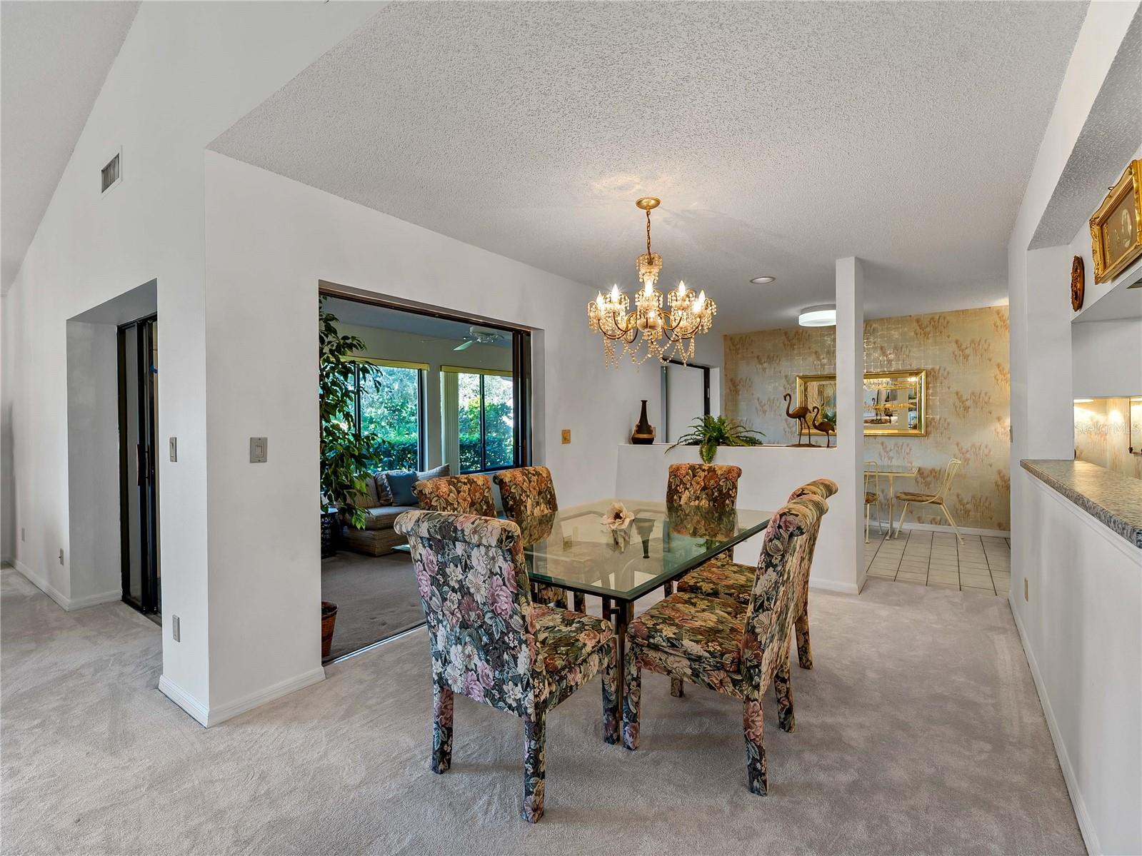 LAKESHORE VILLAGE SOUTH - Residential