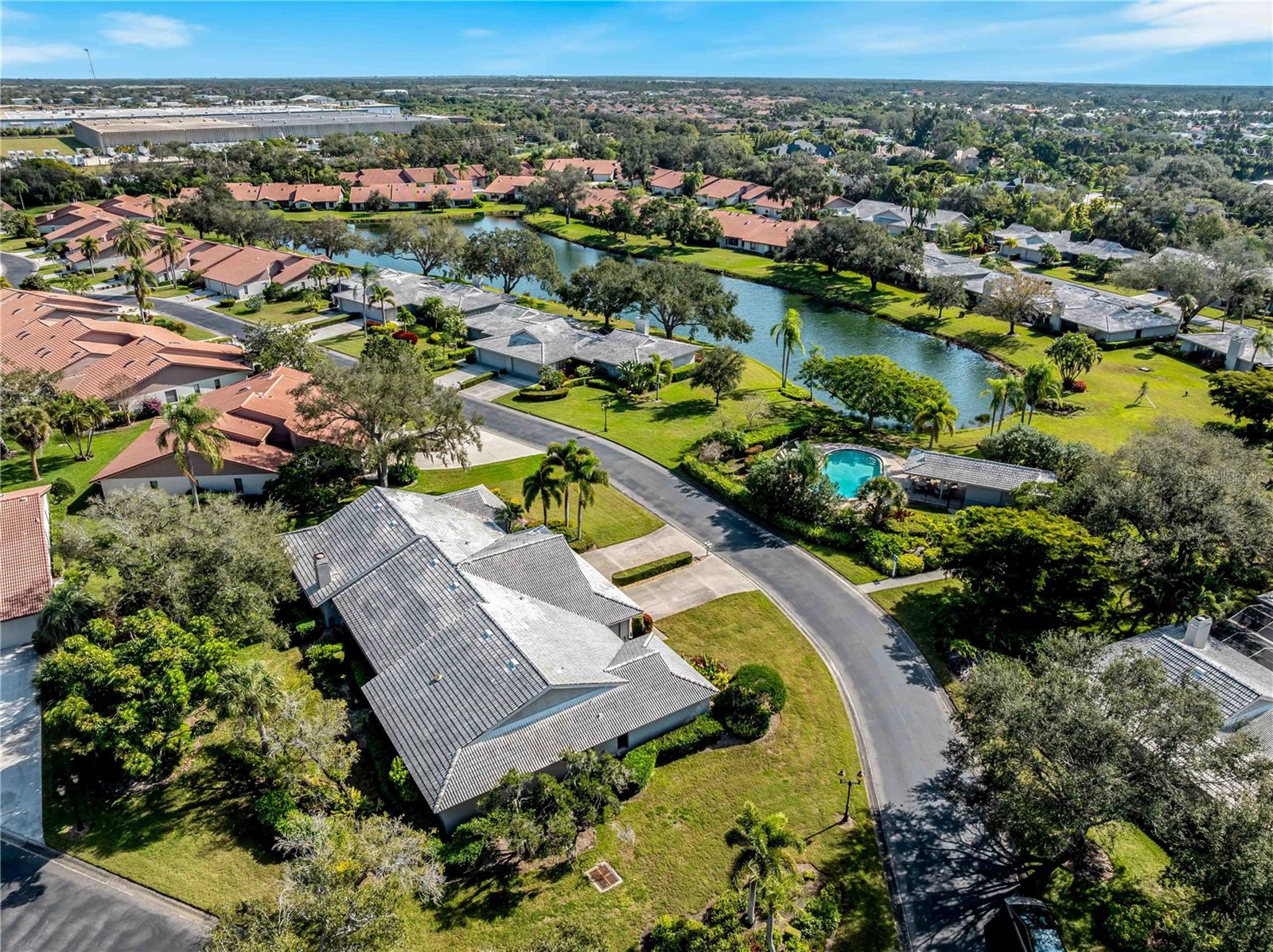 LAKESHORE VILLAGE SOUTH - Residential