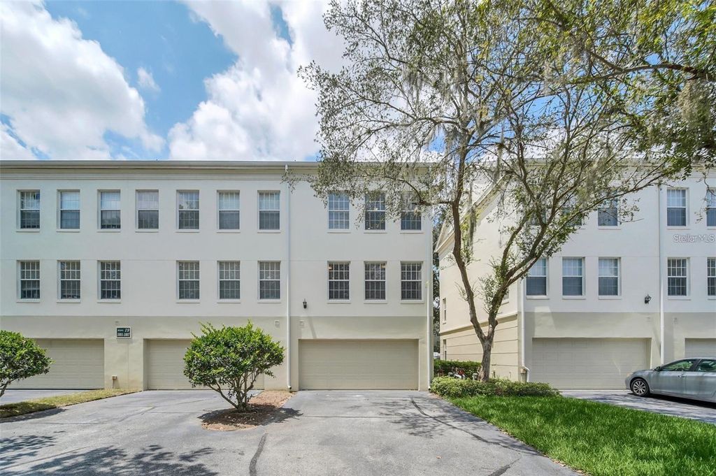 Photo of 1007 Siena Park Boulevard E, Kissimmee, FL 34747 (MLS # O6363346)